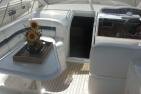 Яхта Princess V42