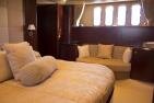 Яхта Princess 21M