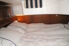 Яхта Beneteau Ombrine 960