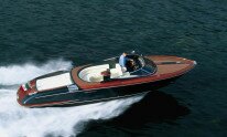 Riva Aquariva – купить в Москве, цена яхты